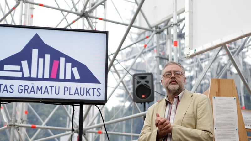 LNB direktoru uztrauc Gaismas pils reālā ekspluatācija