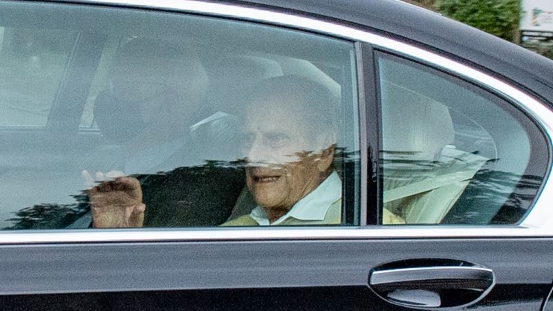 Miris Lielbritānijas karalienes vīrs princis Filips
