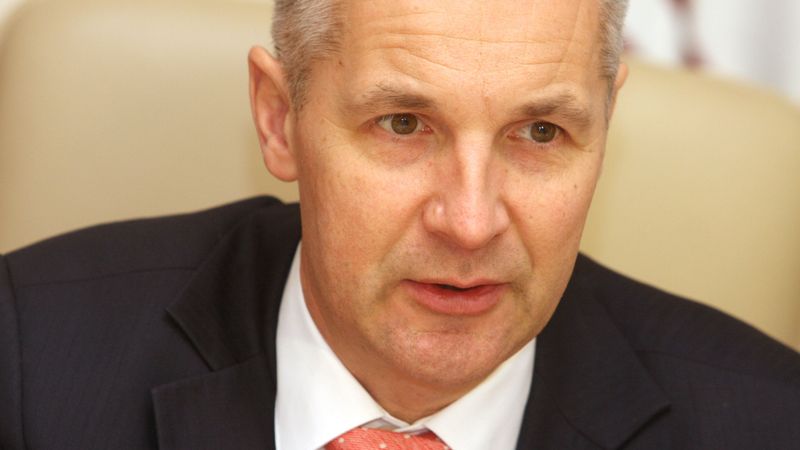 Pabriks: Nedēļu bija darbā jāmierina asistentes ar saraudātām acīm