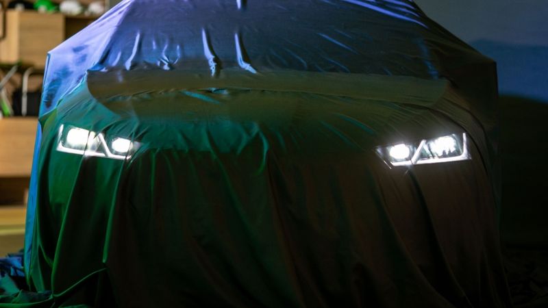 ŠKODA uzsāk e-mobilitāti ar SUPERB iV tirdzniecību Latvijā