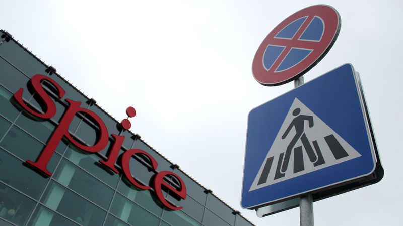 Konkurence tirdzniecības centru starpā saasinās; dominē divi milži - Spice un Alfa