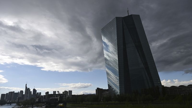 Vācijas Konstitucionālā tiesa lūdz ECB pamatot obligāciju iegādes programmu