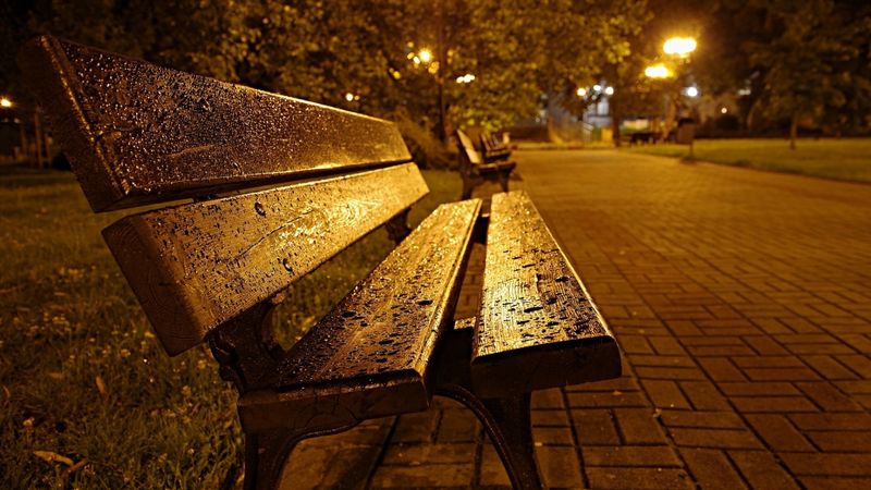 Polija ieviesīs daļēju karantīnas režīmu