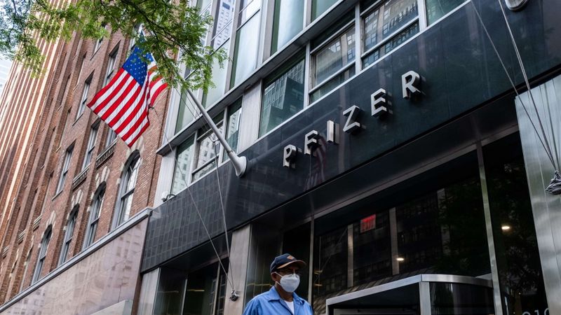 ASV pasūta potenciālās Covid-19 vakcīnas Pfizer  un Biontech