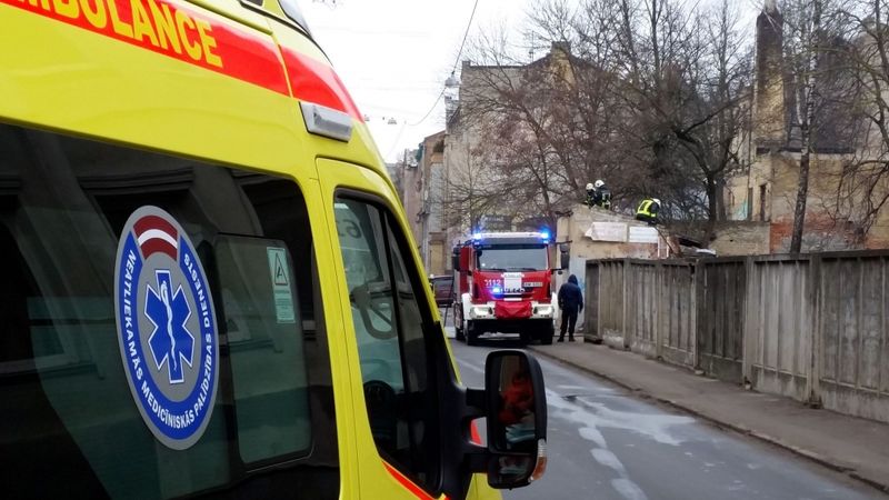 ES Tiesa nosaka, ka operatīvajiem dienestiem jāspēj izsekot visi zvani uz 112