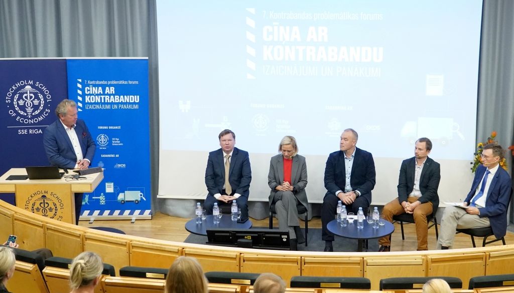 FOTO: Iecietība pret kontrabandu mazinās, kontrabandas apjomi aug