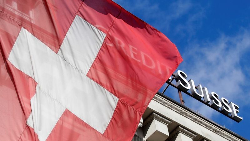 Karantīnas noteikumu pārkāpumu dēļ atkāpies Credit Suisse vadītājs
