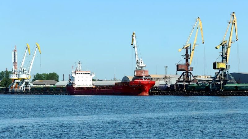 AmberStone Group reģistrē uzņēmumu, kas nodarbosies ar jūras kravu pārvadājumiem