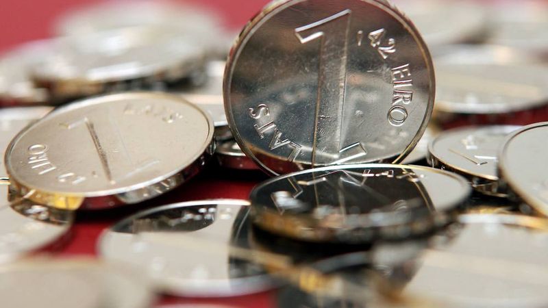 FM: kaut gan tehnika ir apzināta, risku iestāšanās, ieviešot eiro, ir iespējama