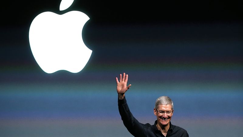 Investoriem zūd ticība Apple