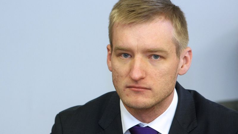 Saeimas balsojuma dēļ Sprūdžs lemšot par palikšanu amatā