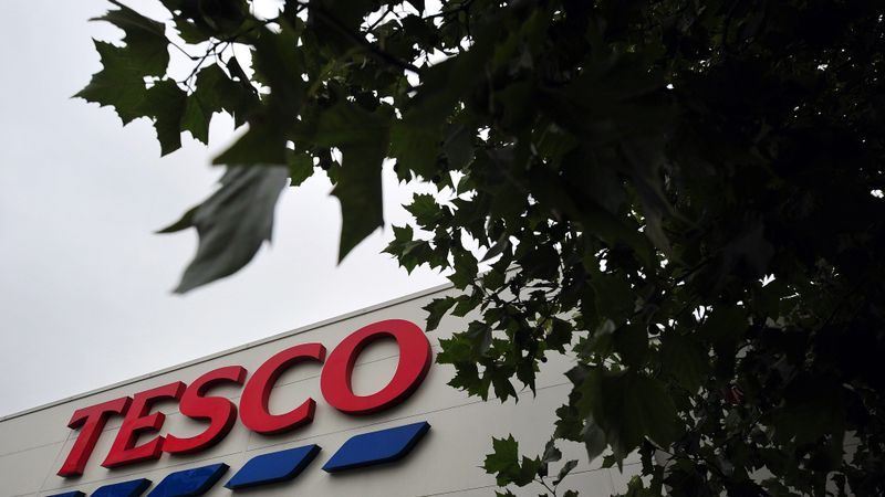 Tesco Īrijā uzsācis cenu karu ar vāciešiem