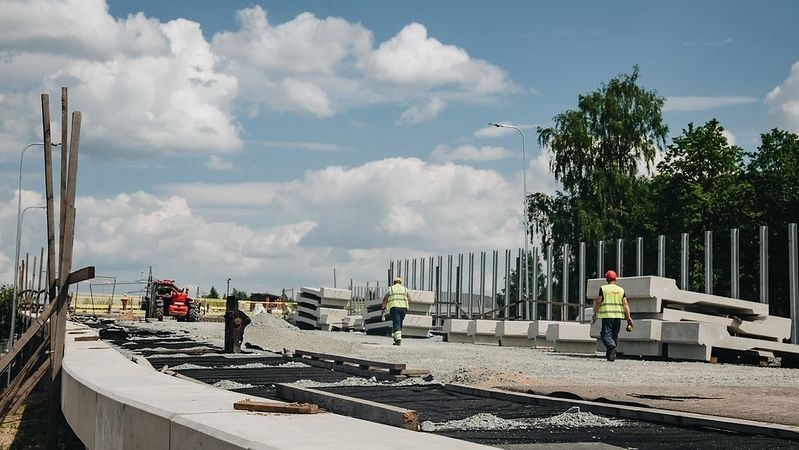 Sarkandaugavas pārvada būvniecība sadārdzinājusies par 1,1 miljonu eiro