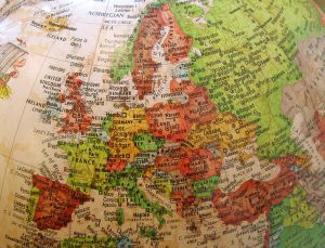 Eirozonas un ES IKP pirmajā ceturksnī pieaug par 0,2%