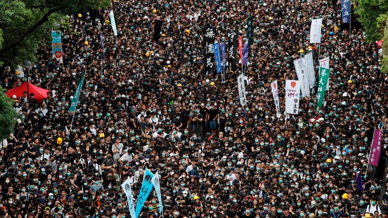 Honkongas protestētāji izmanto Bluetooth, bēgot no izsekošanas