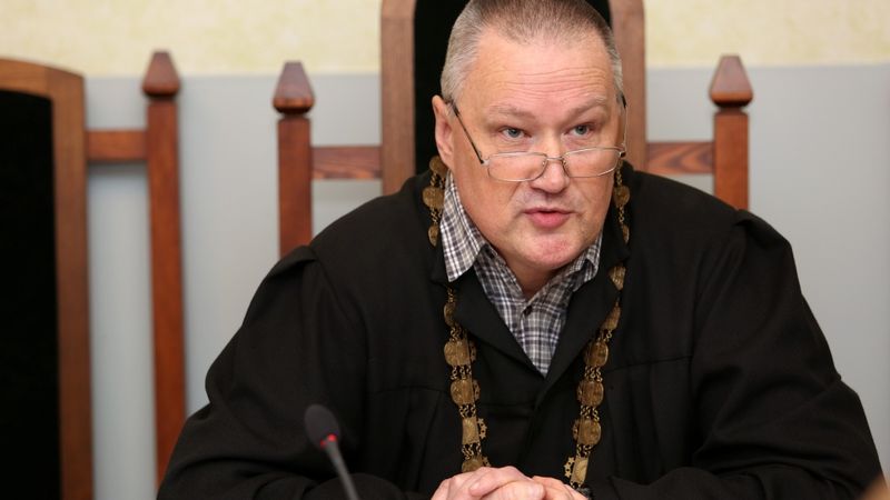 Magoņa un Osinovska lietas tiesnesi Jansonu atbrīvos no amata pēc paša vēlēšanās