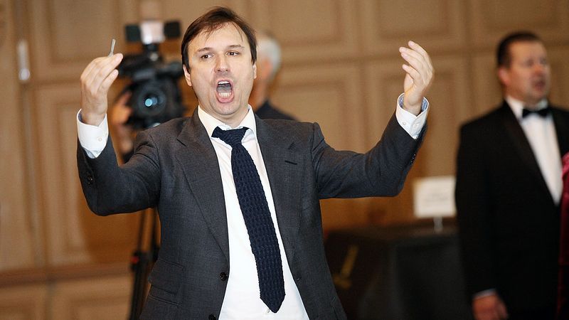E-talona apsaimniekotājs Brandavs iespaidīgā darījumu ķēdē pārņem miljonu biznesu