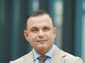 Veselības ministra Abu Meri ienākumi pērn sasnieguši 134 711 eiro