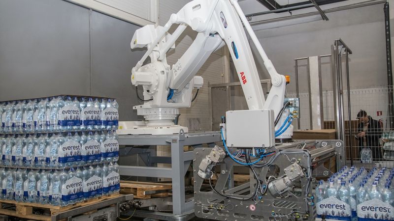 Orkla Latvija investē 220 tūkstošus eiro Everest ūdens pakošanas automatizēšanā