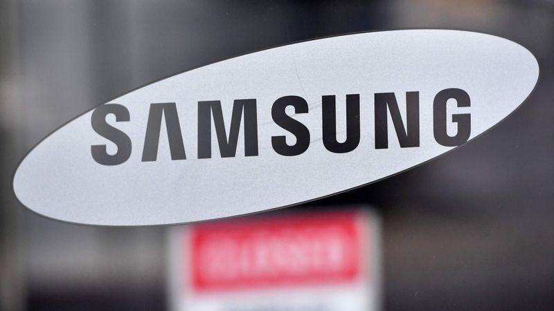 Samsung nomainīs plastmasas iepakojumus pret videi draudzīgākiem materiāliem