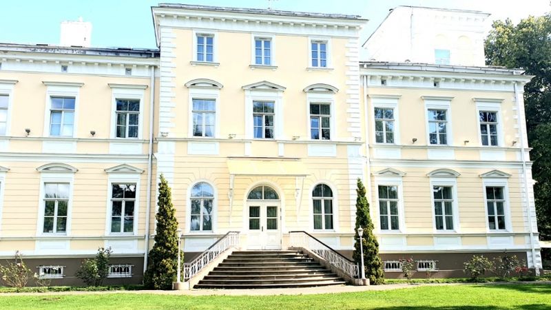 Igates pils noma maksa - 1760 eiro mēnesī