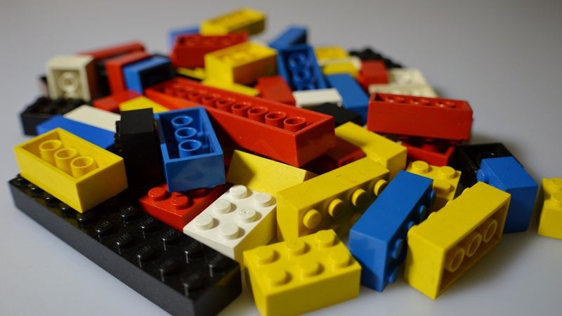 Lego guvis rekordlielu peļņu