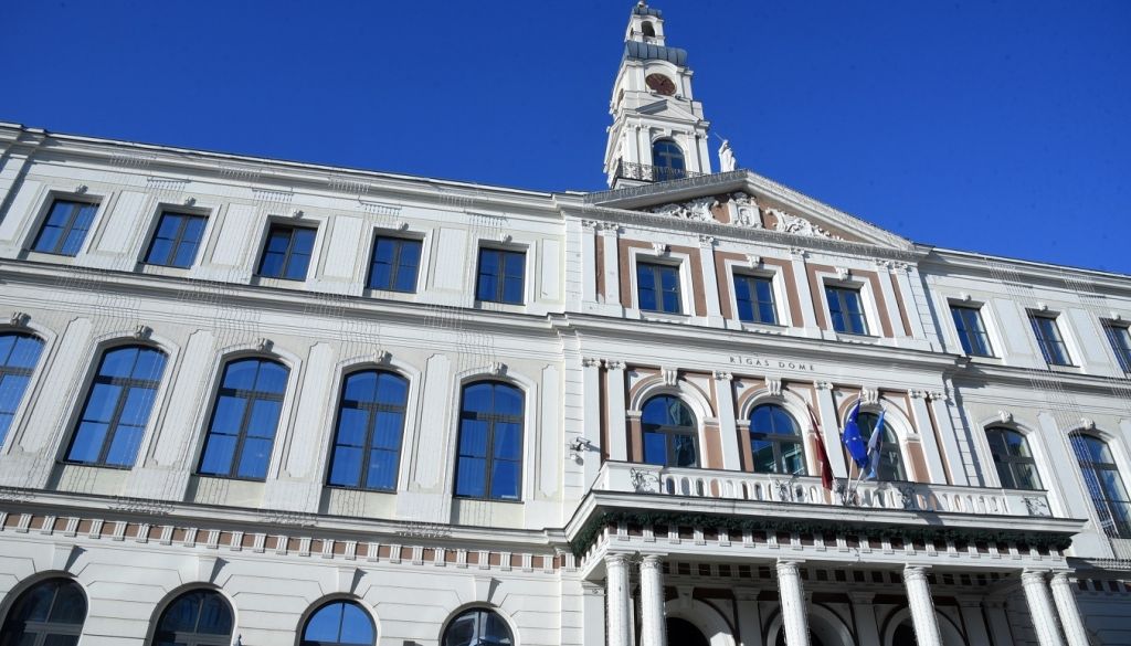 Rīgas jaunais vicemērs no Ušakova pārņems visas pašvaldības uzņēmumu kapitāldaļu turētāja tiesības