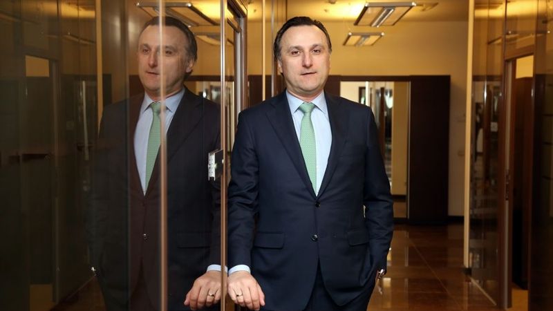 PrivatBank akcionāru maiņas priekšā