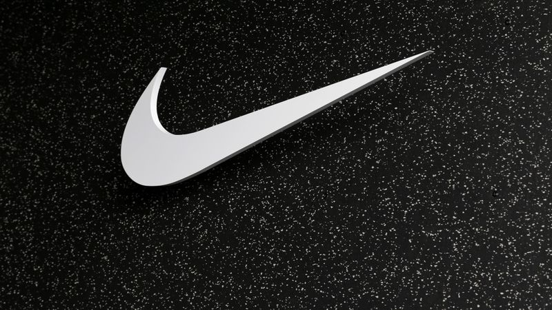 VID Muitas pārvalde atklāj viltotus Nike apavus