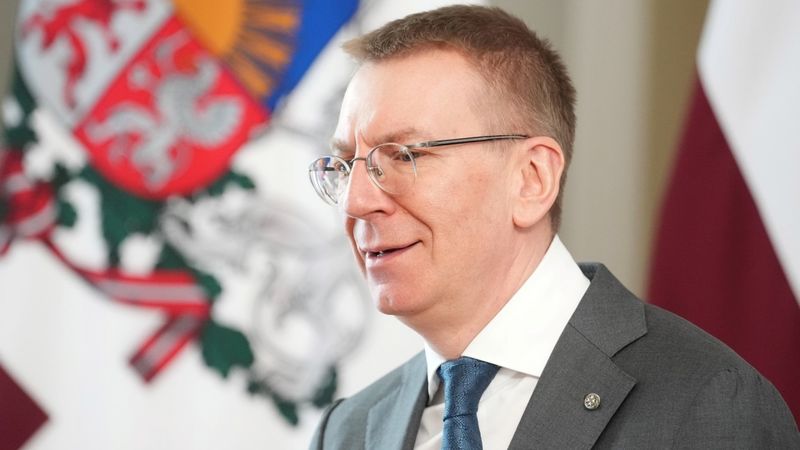 ES jākļūst pašpietiekamākai, īpaši kritisko preču ražošanā