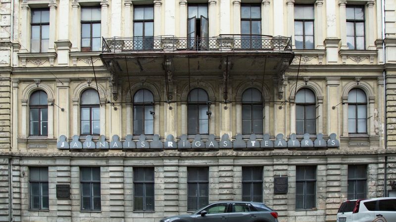 Uzsākts nākamais posms Jaunā Rīgas teātra būvniecībā – pāļu urbšana