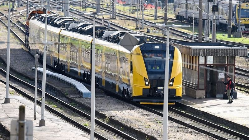 Jauno vilcienu piegādēs iespējama vismaz četru mēnešu kavēšanās