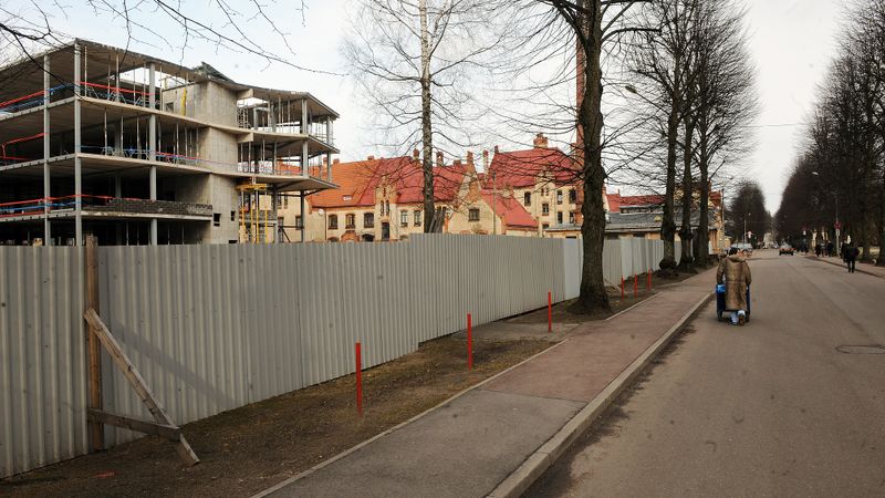 Zolitūde nav bijusi mācība - Stradiņa slimnīcas jaunā korpusa būvniecība apturēta tikai ar sesto reizi