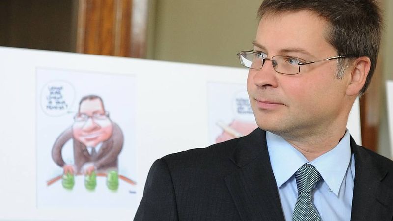 Atklāta karikatūru izstāde par valdību