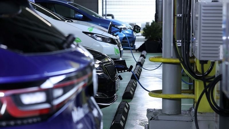 Elektrum veidos uzlādes tīklu Baltijas valstīs ar 230 pieslēgvietām