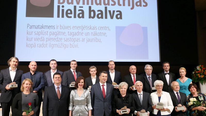 FOTO: Sadalītas Būvindustrijas lielās balvas