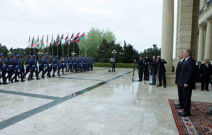 Latvijai ar Azerbaidžānu potenciāls sadarboties transporta un enerģētikas jomā