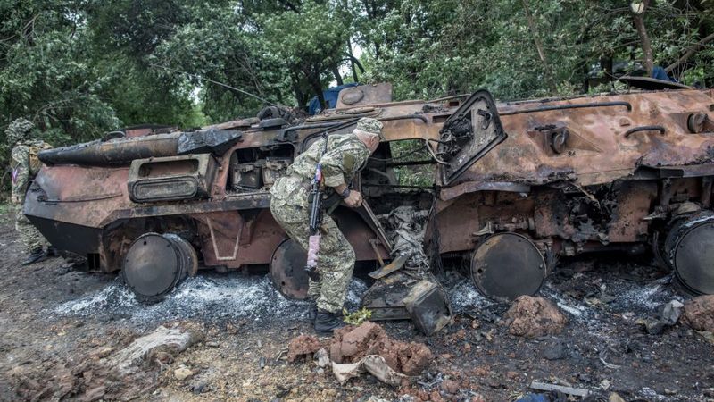 Porošenko piedāvā uz 72 stundām pagarināt vienpusējo uguns pārtraukšanu