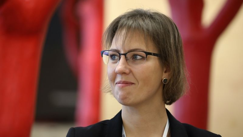 Nomaina JKP pārstāvi izglītības un zinātnes ministres amatā