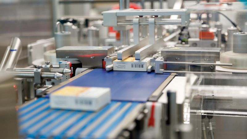 SEB banka piešķīrusi 9,1 miljonus eiro AS Olainfarm investīcijām ražošanas attīstībā