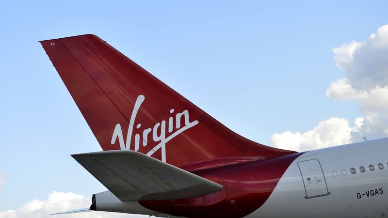 Virgin Atlantic vadīts konsorcijs iegādāsies Lielbritānijas zemo cenu aviokompāniju Flybe