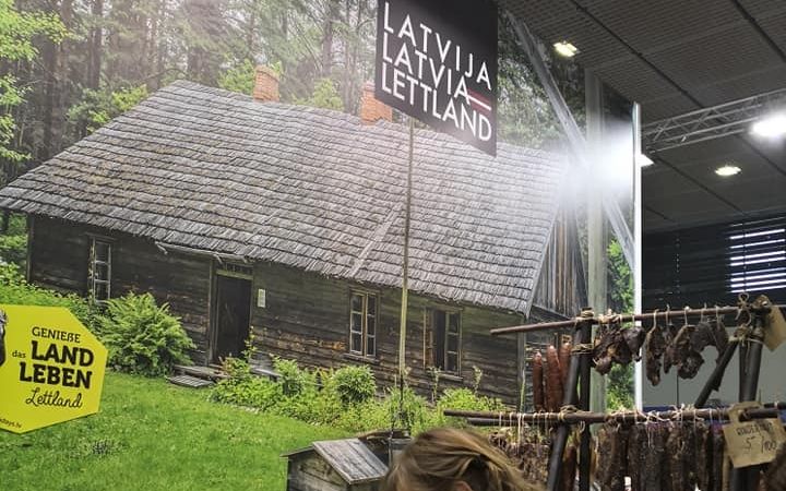 FOTO: Berlīnē notiekošajā Zaļajā nedēļā piedalās arī Latvijas ražotāji