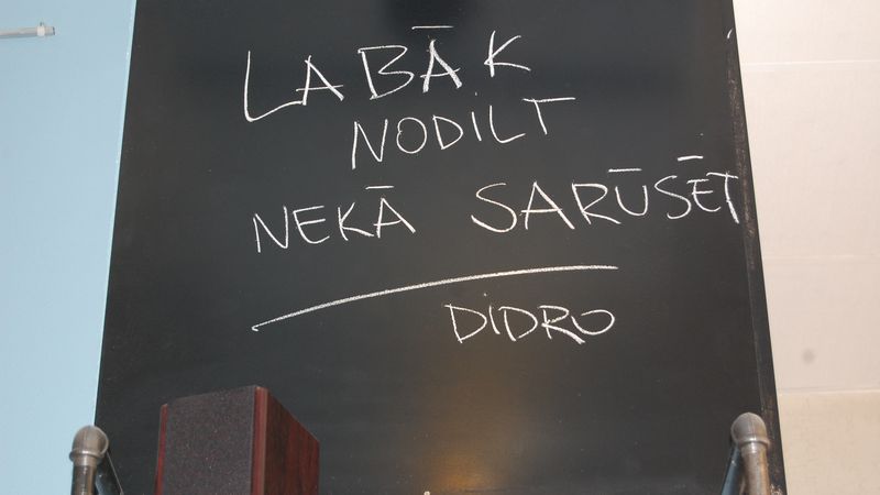 Liepāja elpoja pakausī un atveda mājās