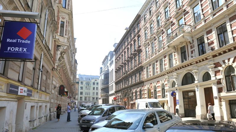 Pašā centrā, bet pavisam klusa