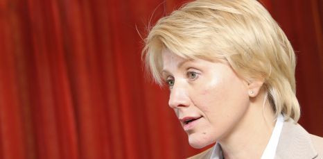 Plaude-Rēlingere: 2020. gadā vidējai algai jābūt 3 000 eiro
