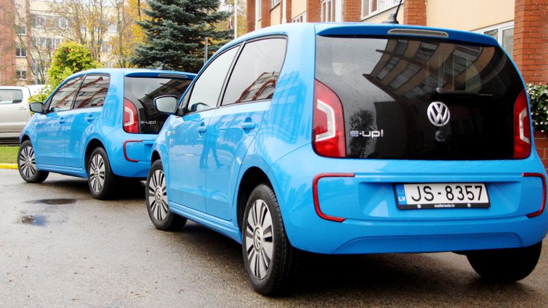 Ķekavas novada pašvaldībai divi jauni elektromobiļi