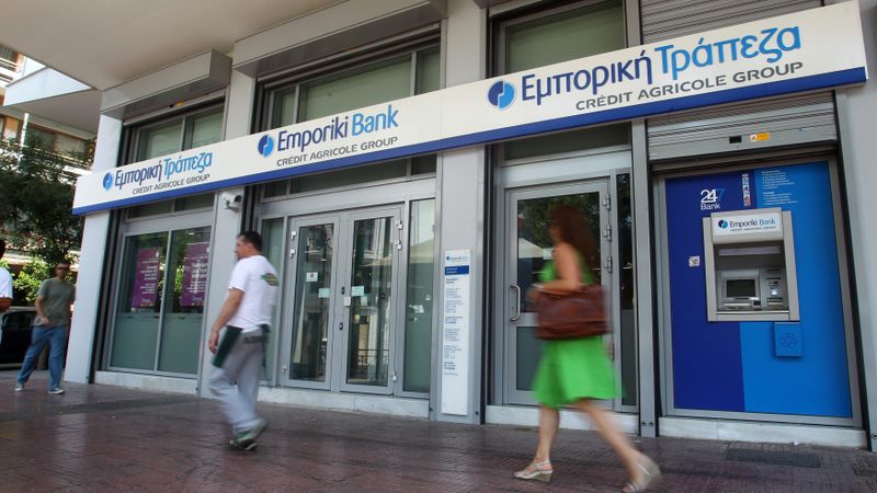Finanšu milži bēg no Grieķijas