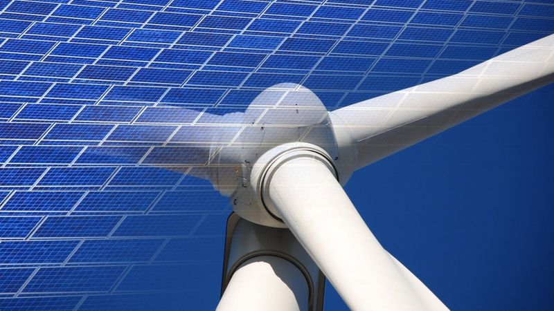 Eesti Energia vēja un saules parku izveidē investēs 1,5 miljardus eiro