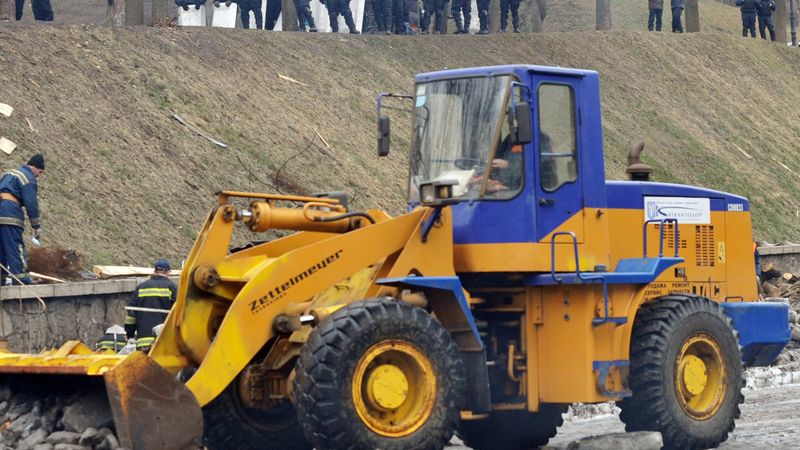 Protestētāji Kijevā pametuši domes ēku