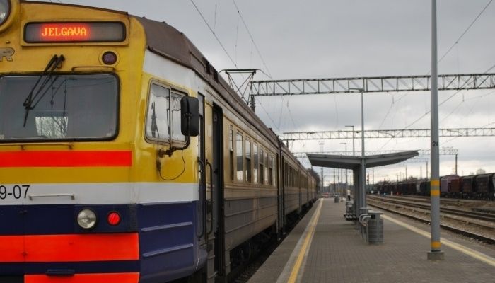 AS Pasažieru vilciens pieejami karsto dzērienu automāti